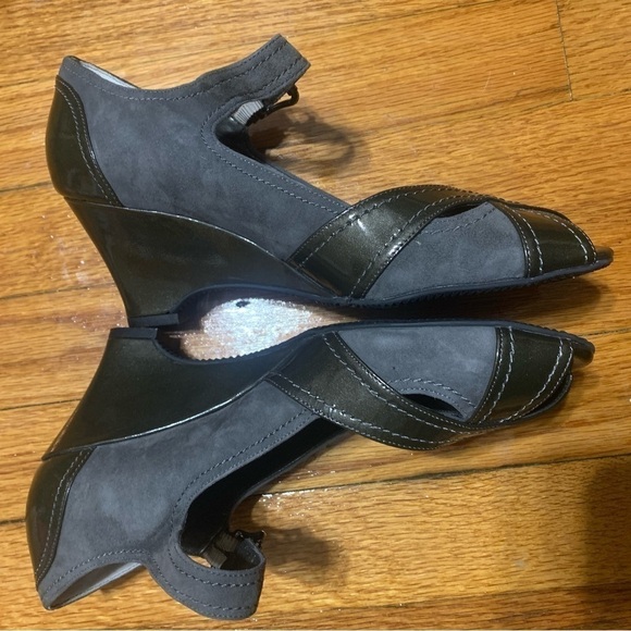 VANELI Patent Leather/Suede Peep Toe Shoes Size 8 Wedges Ankle Strap Green - Picture 3 of 11